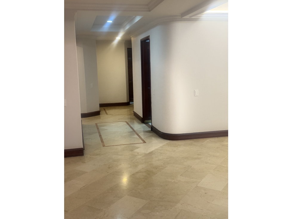 VENTA DE APARTAMENTO EN EL POBLADO SECTOR VIZCAYA — foto 4