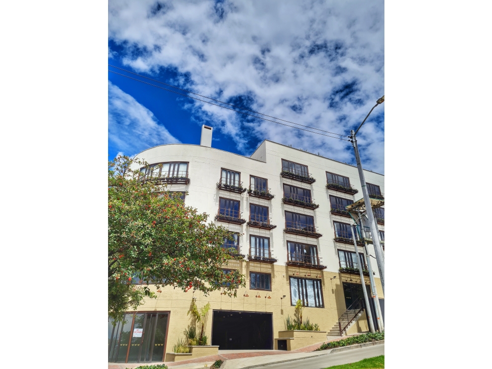APARTAMENTO EN VENTA EDIFICIO LA PRIMERA, LA CANDELARIA, BOGOTÁ — foto 2