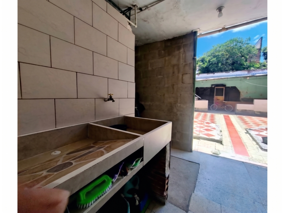 VENDO CASA A REMODELAR EN BELLO BARRIO EL CONGO-BELLO-PISO 1 — foto 3