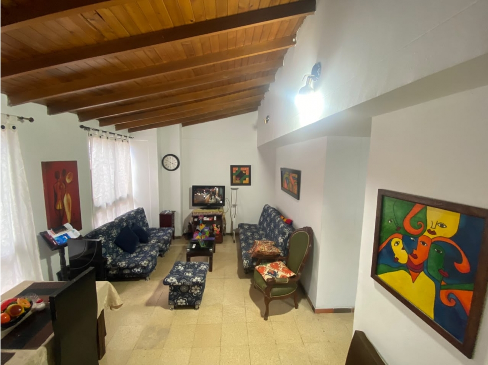 APARTAMENTO DUPLEX -SABANETA- UBICACIÓN CÉNTRICA
