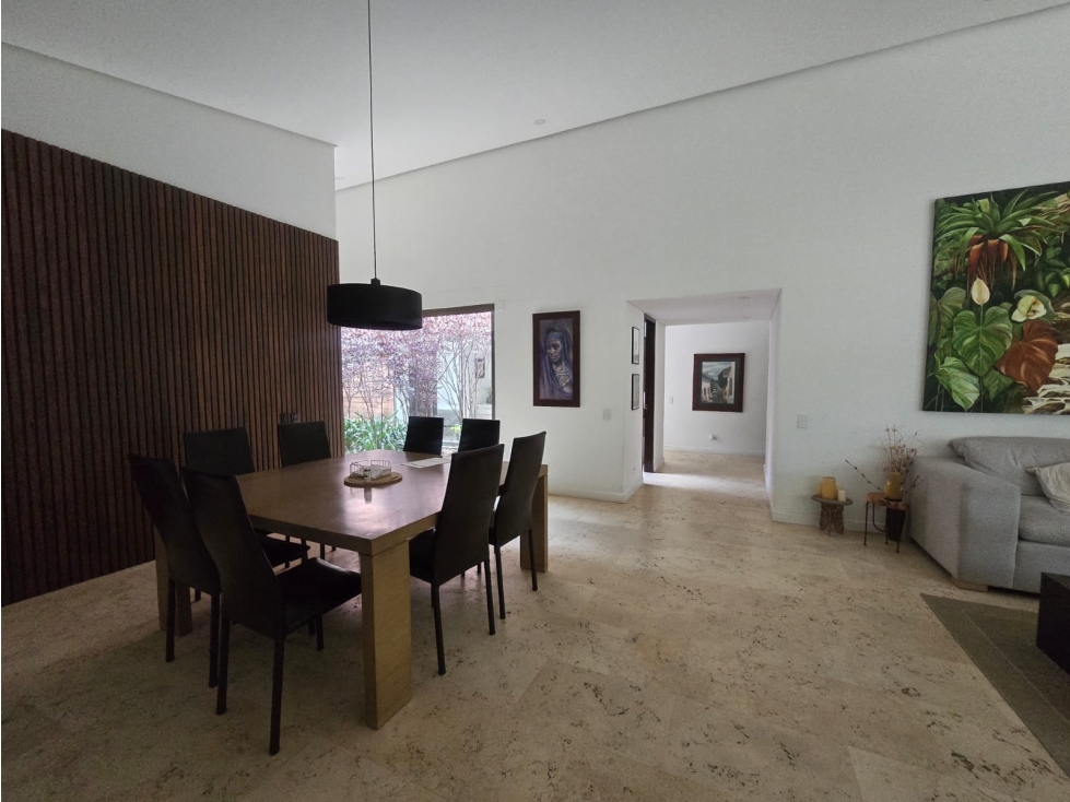 SE VENDE HERMOSA CASA DE UN SOLO NIVEL EN SABANETA 1.200 MTS — foto 4