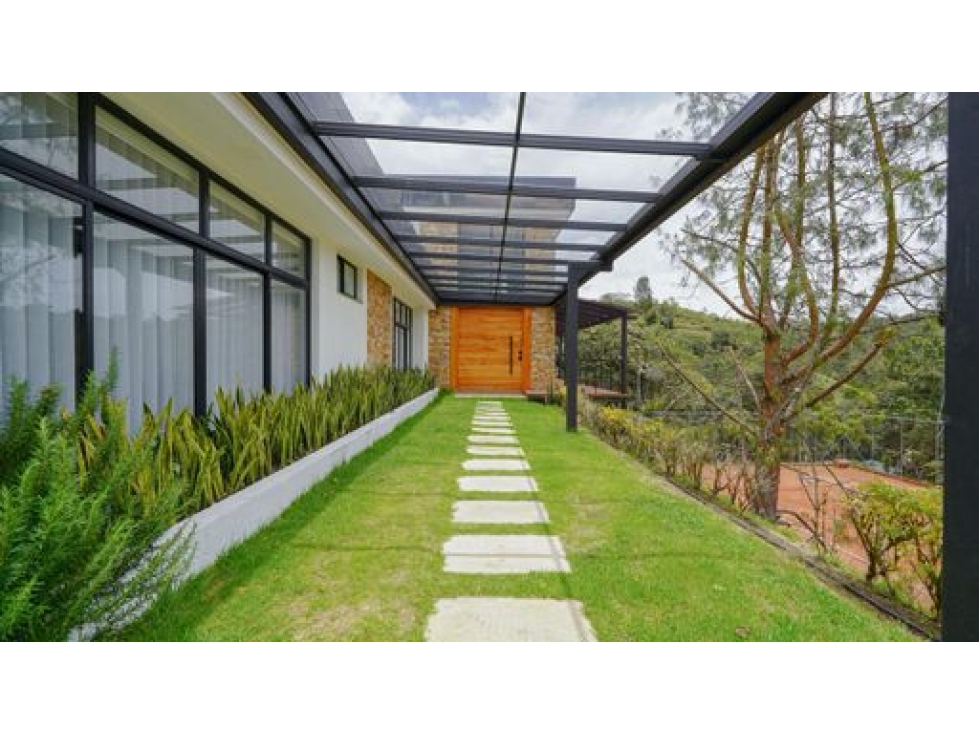 Casa en venta - Exclusiva parcelación en Loma del Escobero / IV — foto 3
