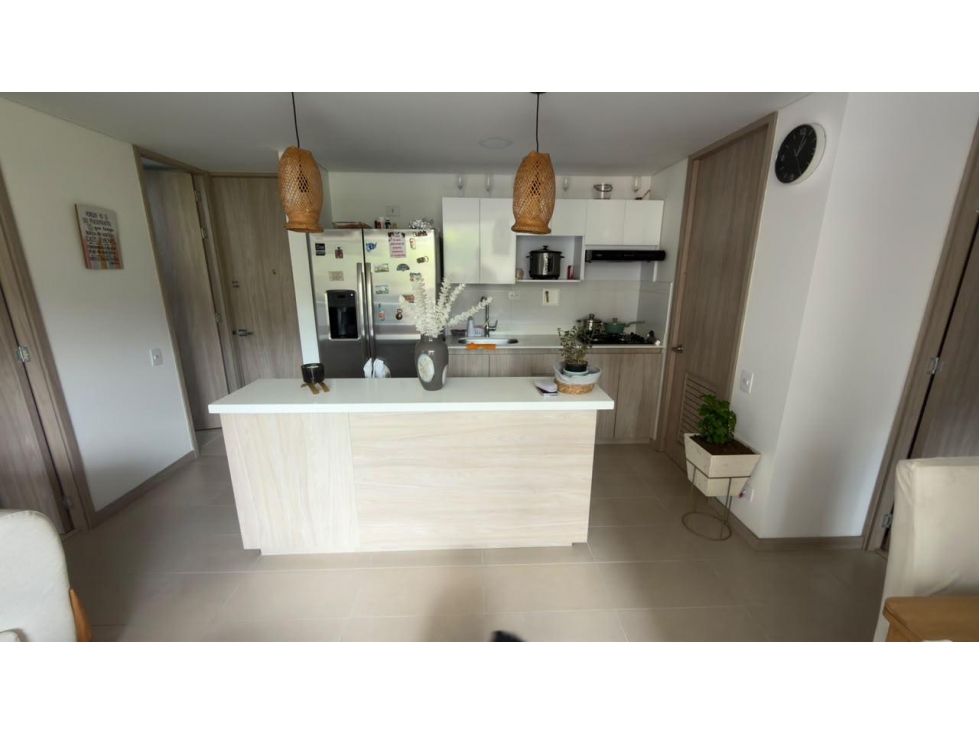 Venta apartamento Sabaneta area 67 m2 / Loma de San jose — foto 2