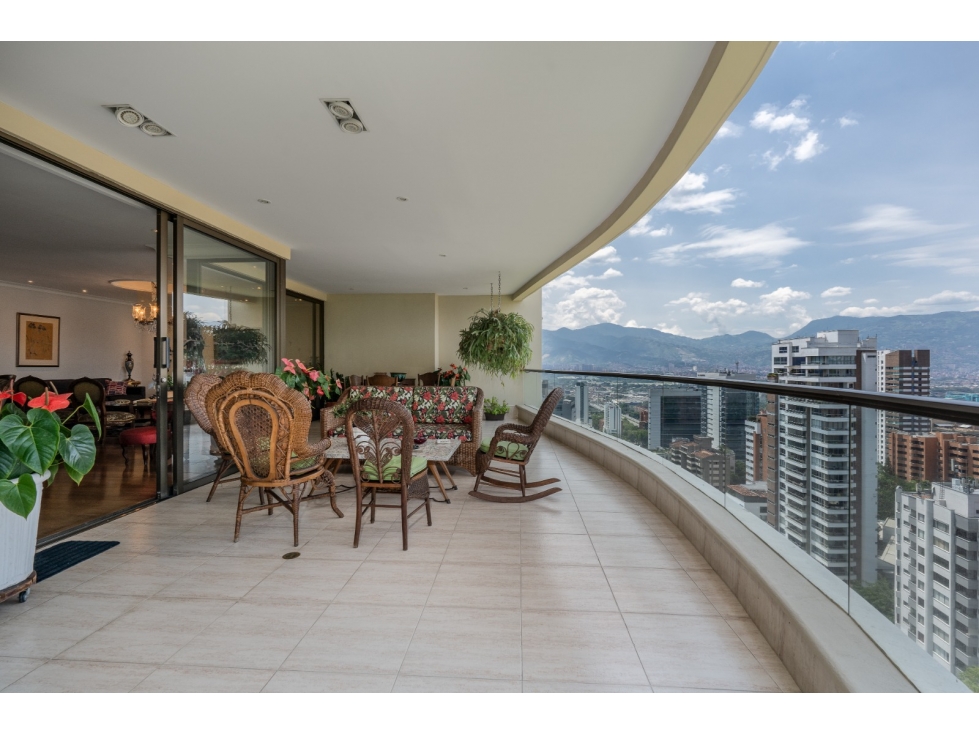 VENTA DE APARTAMENTO EN MILLA DE ORO - POBLADO - MEDELLIN — foto 2