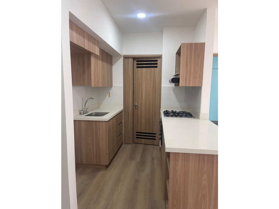 APARTAMENTO 2 ALCOBAS PARA ESTRENAR EN SURAMÉRICA — foto 2