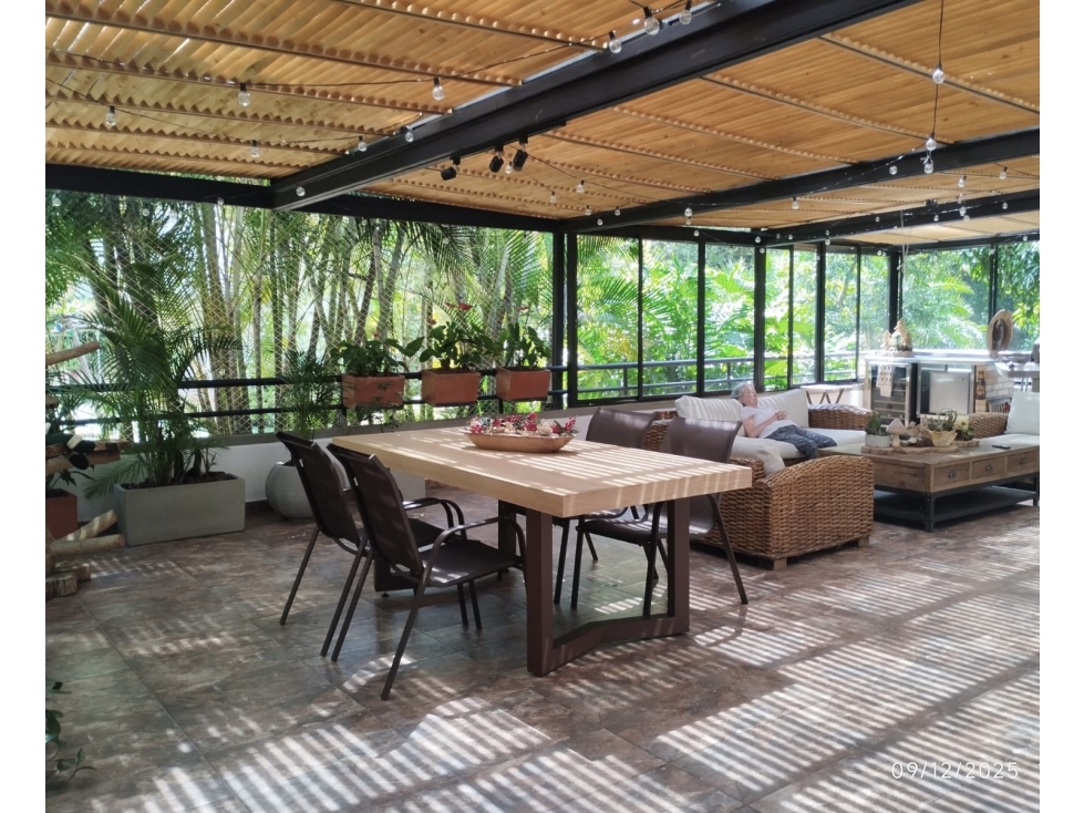 Vendo apartamento con terraza remodelado en Los Balsos — foto 4