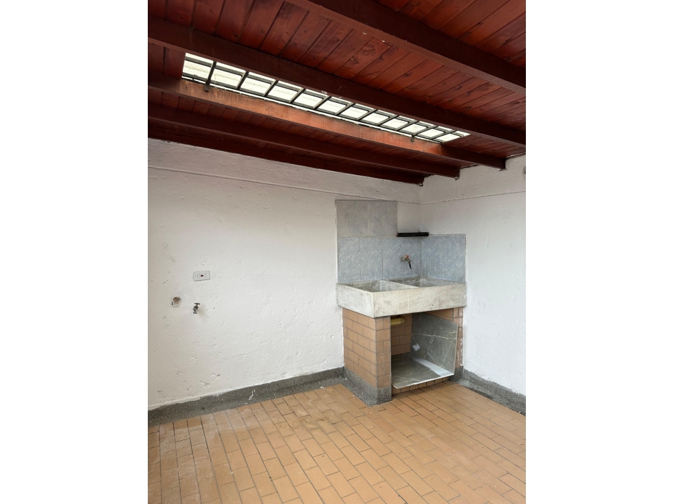 VENTA DE CASA EN ITAGÜÍ SECTOR SAN FRANCISCO — foto 4
