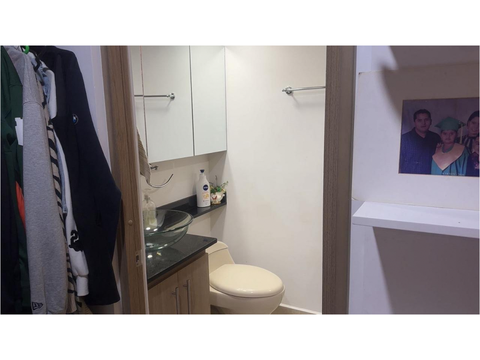 Apartamento en Venta en Medellín Loma de los Bernal — foto 3
