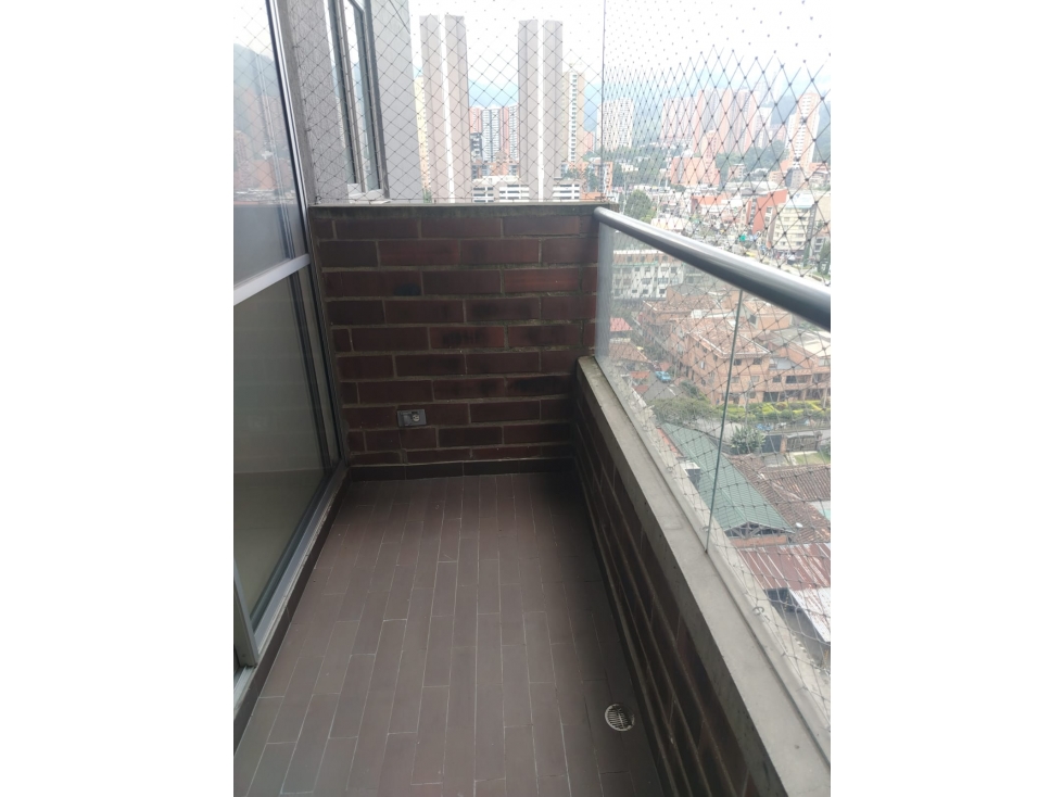 EN VENTA APARTAMENTO EN PRADOS DE SABANETA — foto 2