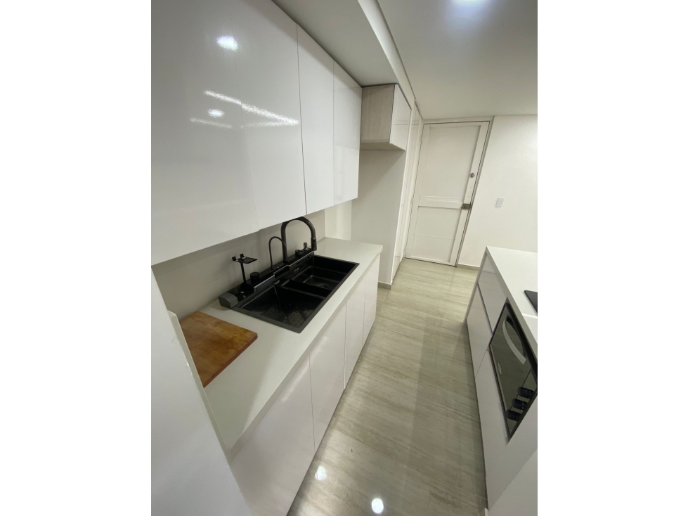 ESPECTACULAR APARTAMENTO MODERNO EN VENTA - CALAZANZ — foto 4