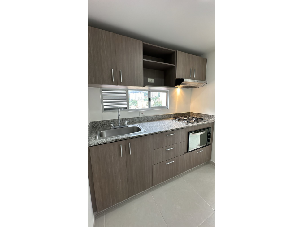 VENTA APARTAMENTO CON DOBLE PARQUEADERO Y ÚTIL | ENVIGADO LAS ANTILLAS — foto 6