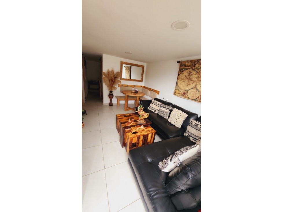VENTA DE CASA PRIMER PISO EN ROBLEDO SECTOR PAJARITO