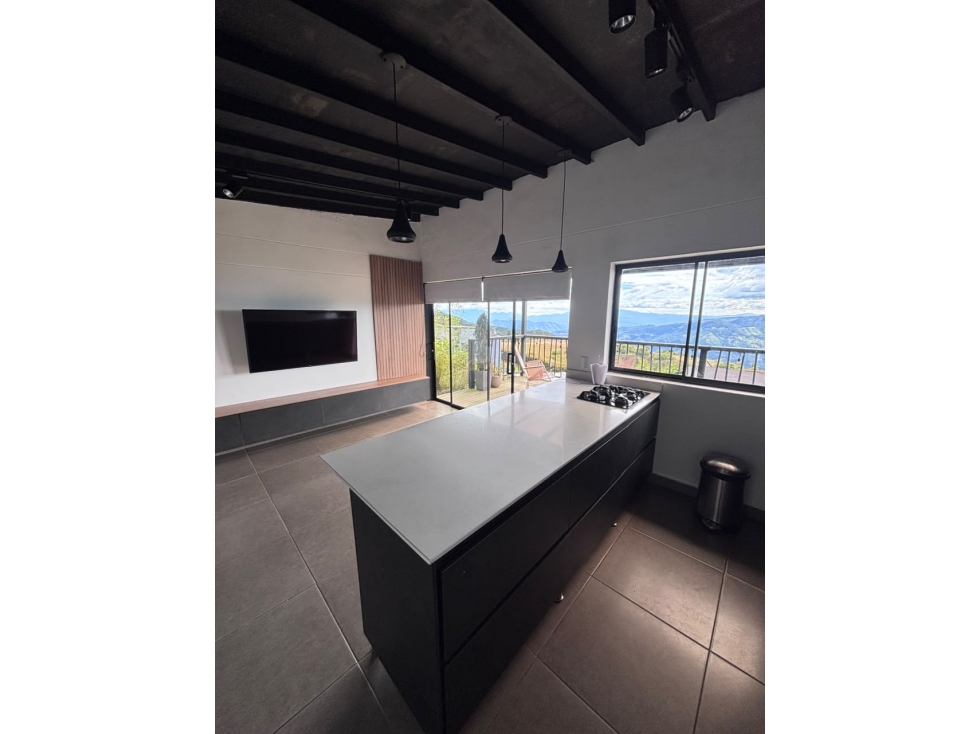 CASA CAMPESTRE EN LOTE DE 2.700m2 EN VENTA EN ENVIGADO - LA CATEDRAL — foto 3
