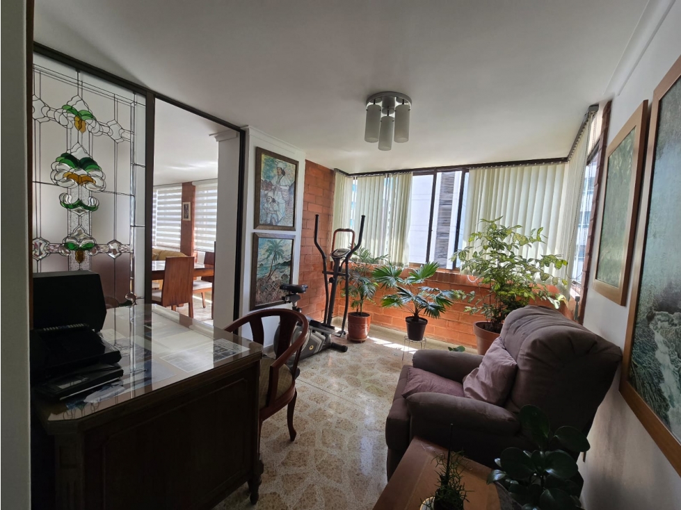 Se Vende Apartamento, 1 Cuadra de Av. Poblado 133mts — foto 2