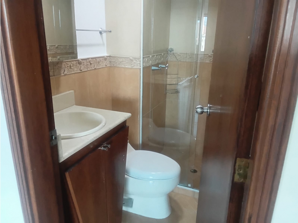APARTAMENTO PARA LA VENTA EN EL POBLADO SECTOR LOS BALSOS. — foto 5