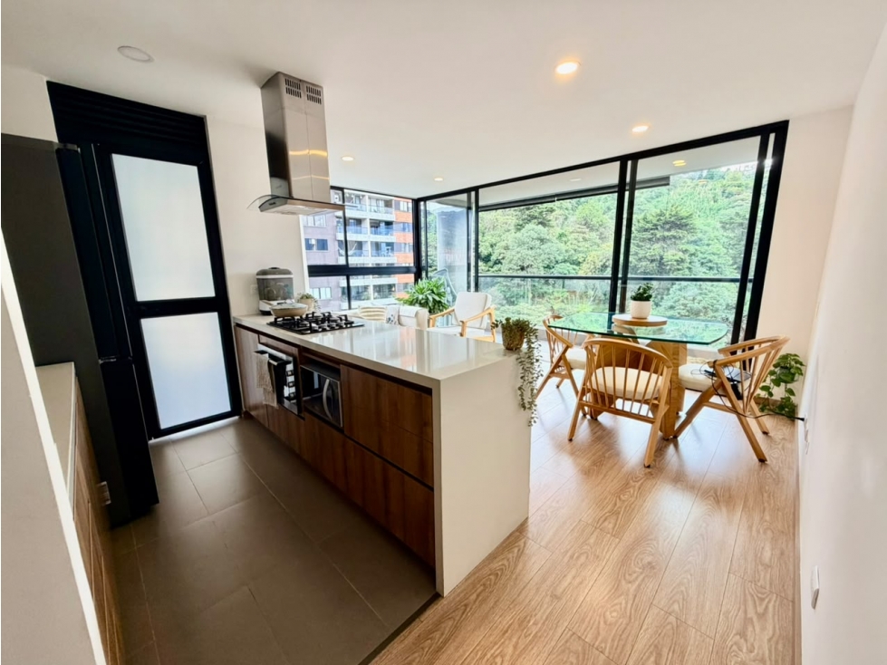 Venta de apartamento en el Trianon, 90 mts Envigado