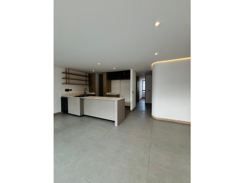 SE VENDE APARTAMENTO EN LAURELES LA CASTELLANA 101MTS — foto 6