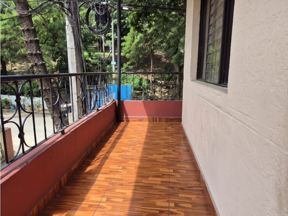 VENDO CASA ESQUINERA SEGUNDO PISO EN BOYACÁ LAS BRISAS | 75 m² BALCÓN - 1