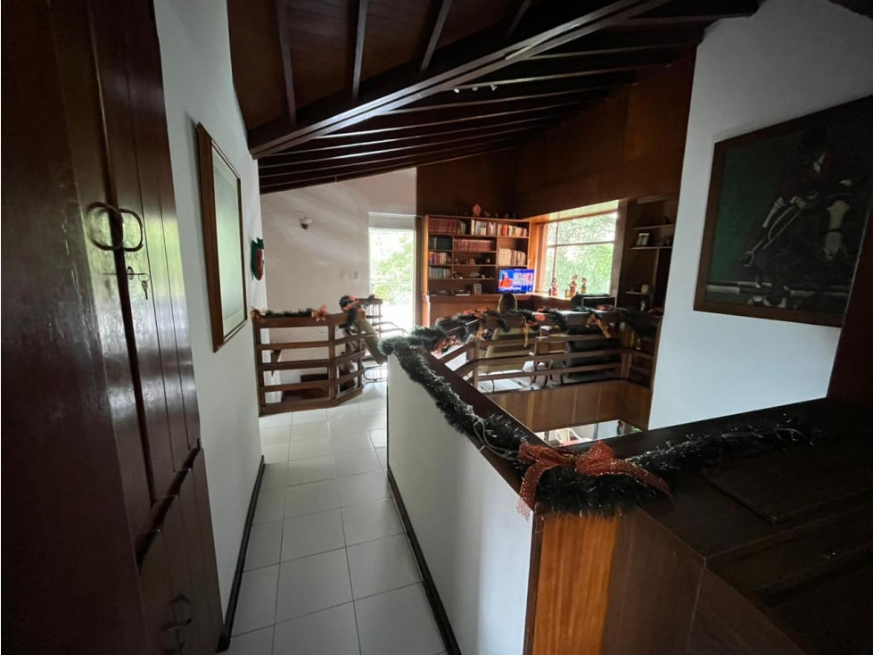 VENTA DE APARTAMENTO PARA REMODELAR EN EL POBLADO TRANSVERSAL INFERIOR — foto 2