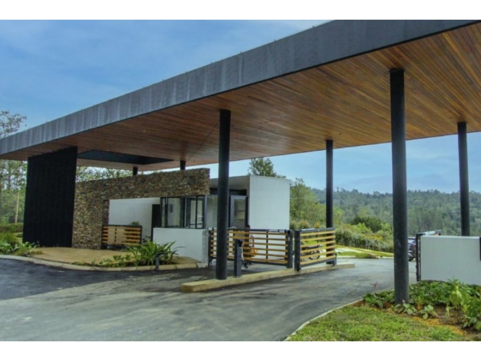 Vendo Lote Palmas sector Charco Azul