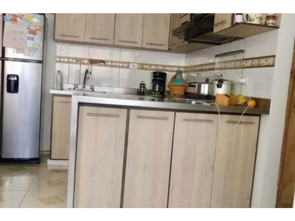 VENTA DE APARTAMENTO EN ITAGÜÍ SECTOR CENTRO DE LA MODA — foto 3