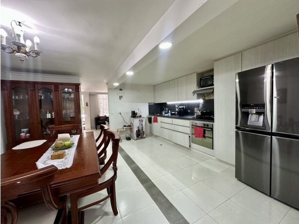 VENTA CASA EN ENVIGADO, LAS ANTILLAS