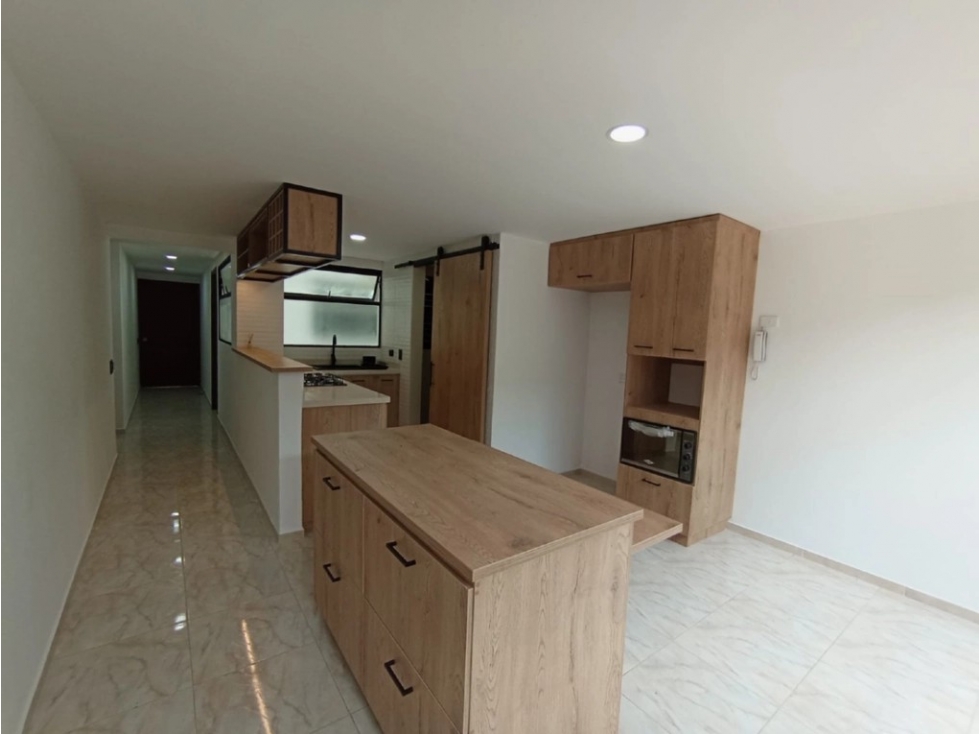 VENTA APARTAMENTO EN EDIFICIO INDEPENDIENTE - EL RETIRO (colega)