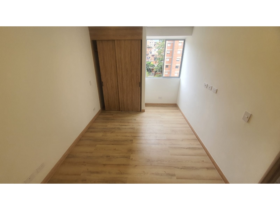 Apartamento en las acacias Itagüí casi para estrenar — foto 2