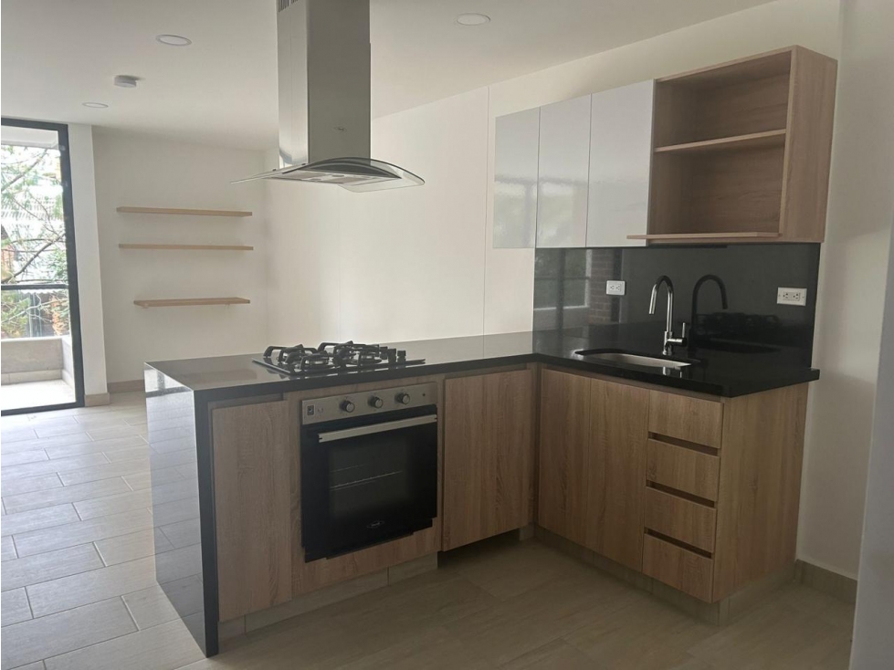 VENTA APARTAESTUDIO EN LA ENTRADA A EL RETIRO — foto 2