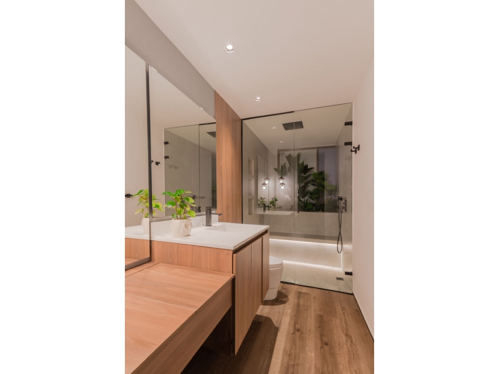 Espectacular Penthouse en El Poblado Amoblado 130 Mts. — foto 4