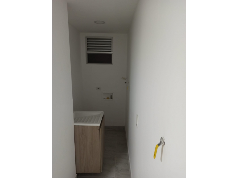 Venta de apartamento Sabaneta- calle larga ZONA PLANA — foto 2