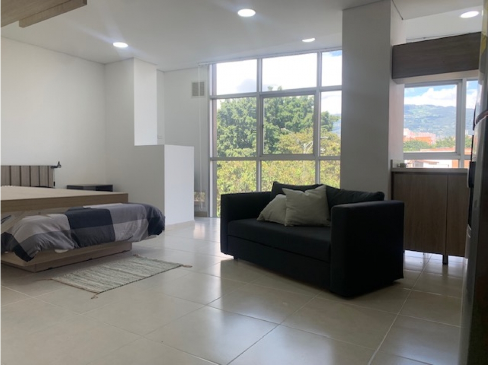 Venta apartaestudio, Medellín La Castellana sobre la 80