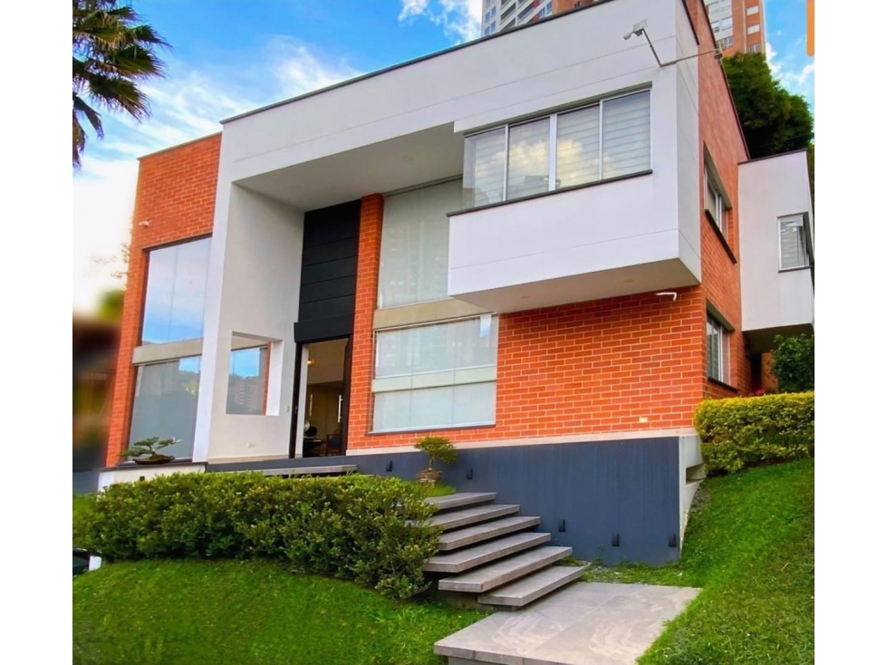 Se Vende Hermosa Casa en Sabaneta Zona Plana528 mts — foto 2