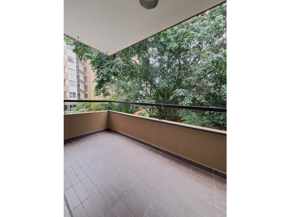 VENDO APTO ENVIGADO-SEÑORIAL PARTE PLANA