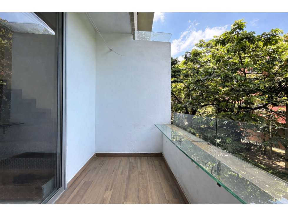 VENTA APTO BELEN ROSALES DUPLEX CON LICENCIA PARA RENTAS CORTAS — foto 4