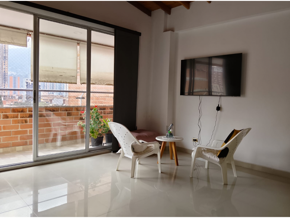 VENDO APARTAMENTO EN SABANETA, SECTOR CALLE DEL BANCO