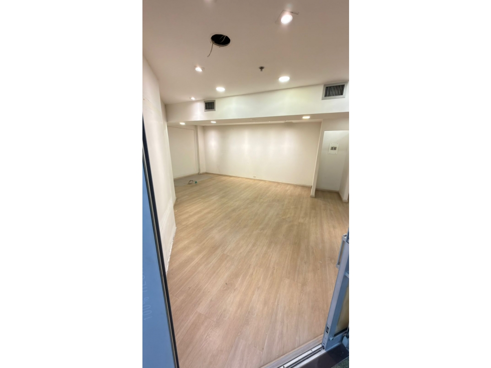 local en venta en CC Unicentro