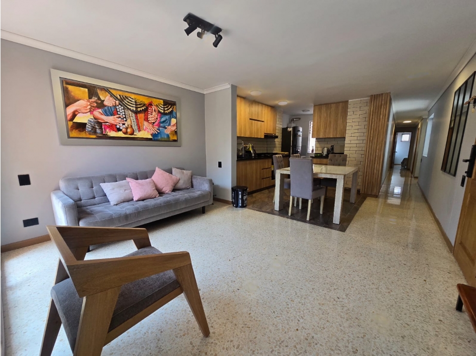Se Vende Apartamento Duplex En Conquistadores 160 mts Amoblado