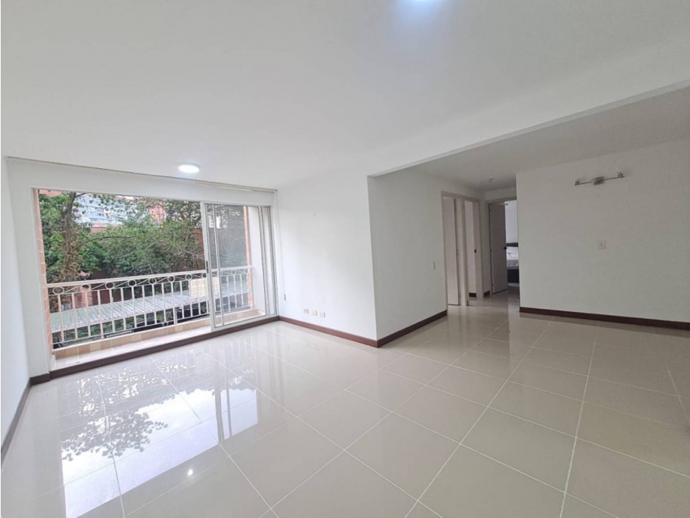 VENDO APTO X LA FRONTERA-ENVIGADO