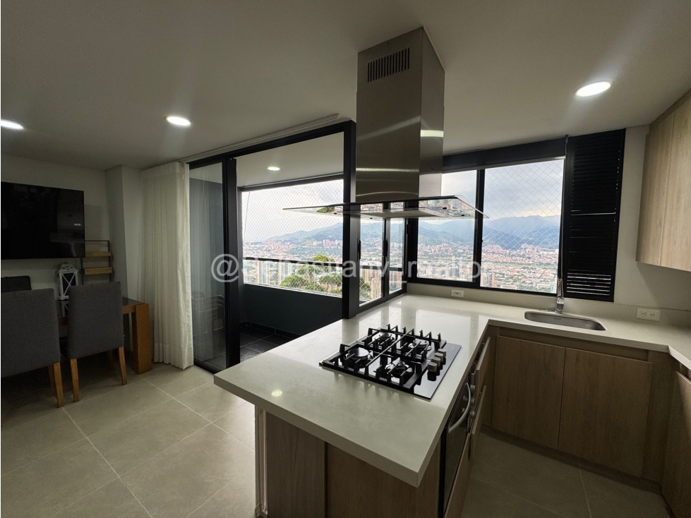 Venta de apartamento en las Palmas, 88 mts Medellin el poblado