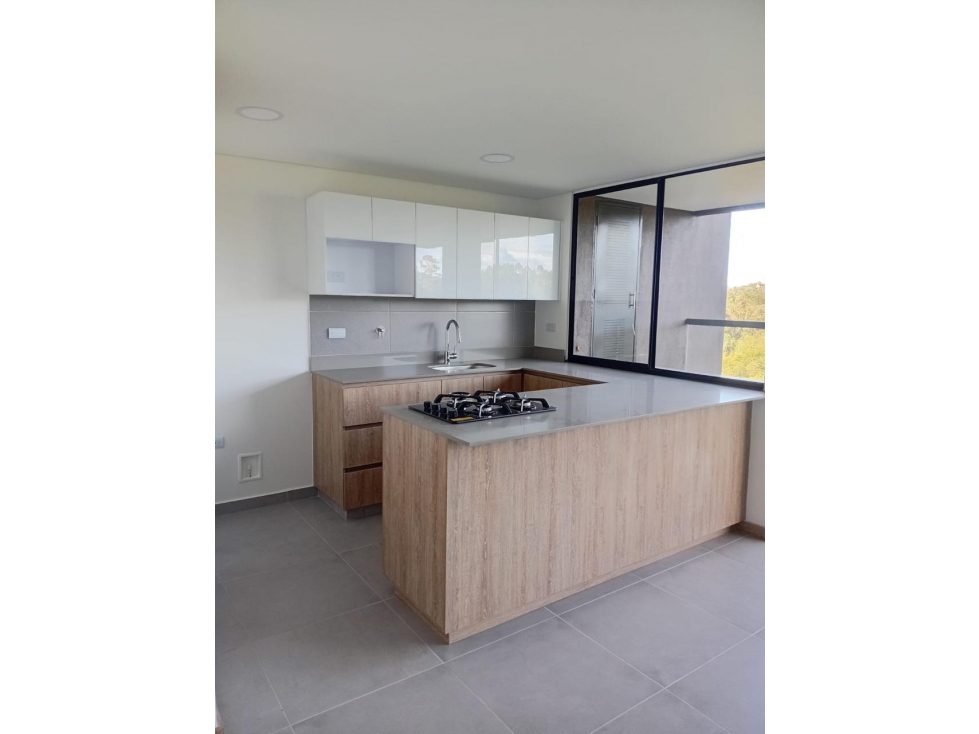 Venta de apartamento en Rionegro 86 mts, San Antonio — foto 3