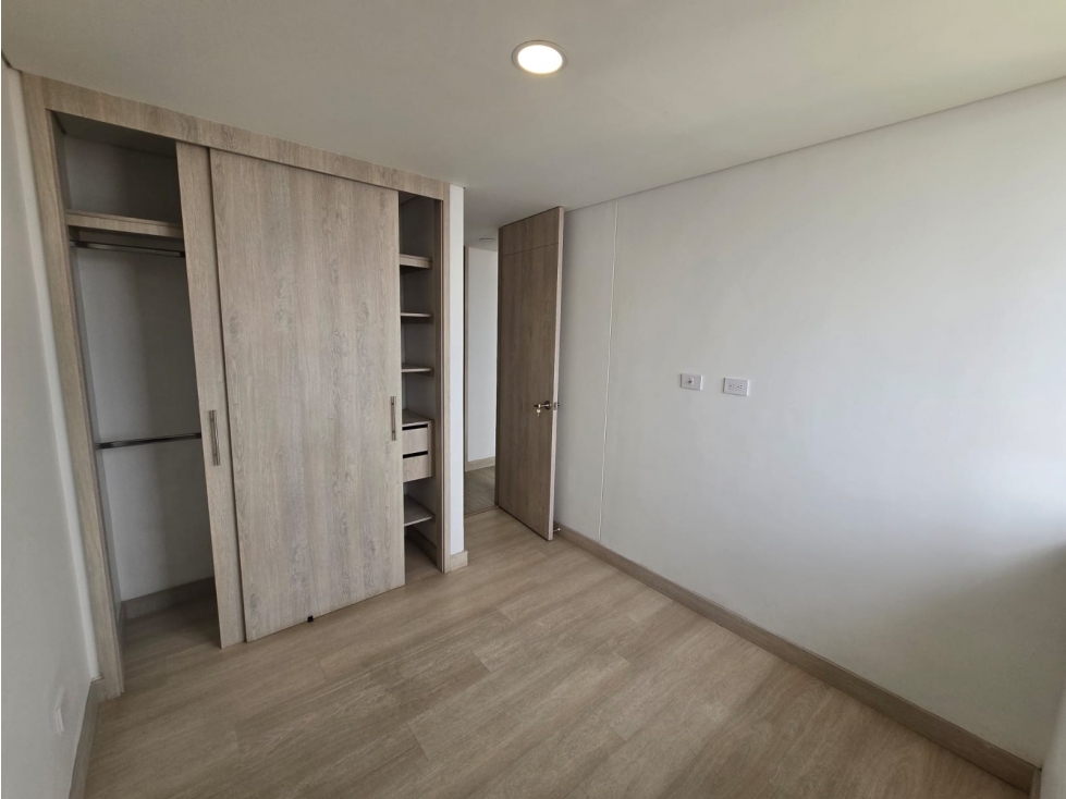 VENDO APARTAMENTO EN SABANETA