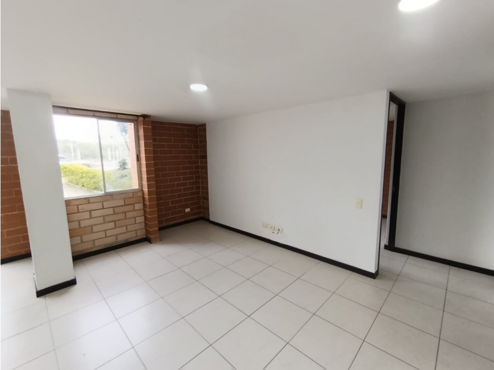 VENTA APARTAMENTO EN RIONEGRO, SAN ANTONIO, PRECIO DE OPORTUNIDAD — foto 3