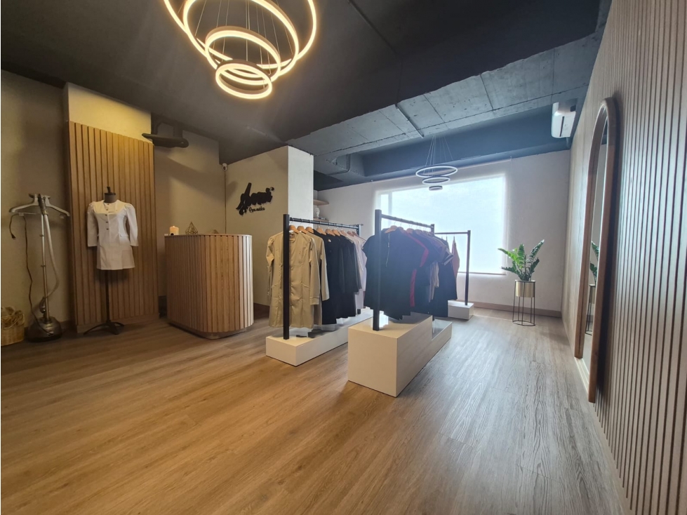 VENDO-OFICINA-EL DORADO ENVIGADO
