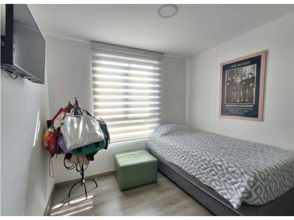 APARTAMENTO DE 74M2, EN VENTA EN SABANETA - LAS LOMITAS — foto 3