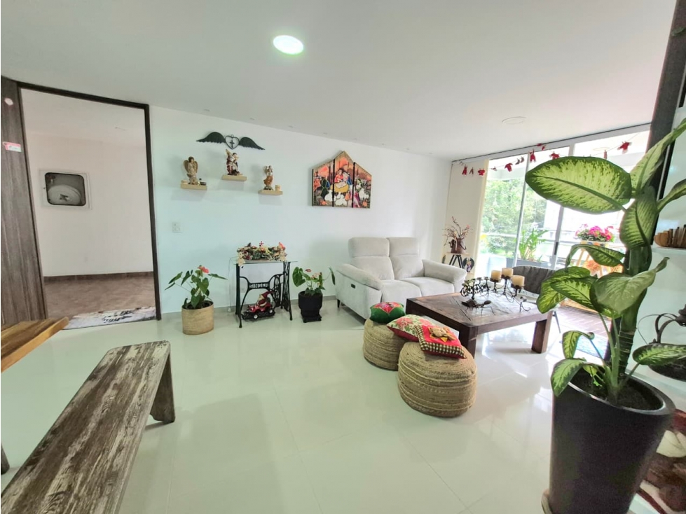APARTAMENTO EN VENTA EN SABANETA - LAS LOMITAS (parte baja) — foto 3