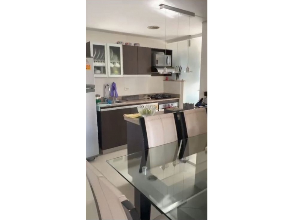 VENTA DE APARTAMENTO EN EL POBLADO SECTOR CASTROPOL — foto 3