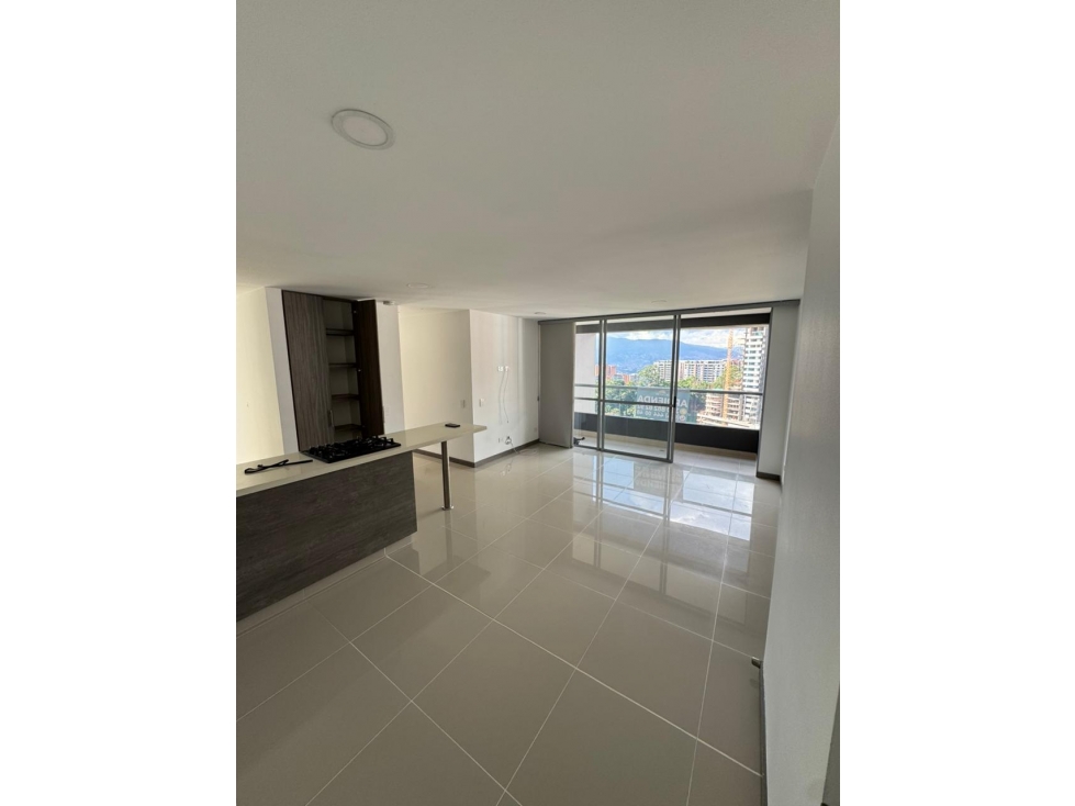 VENTA DE APARTAMENTO EN CAMINO VERDE ENVIGADO