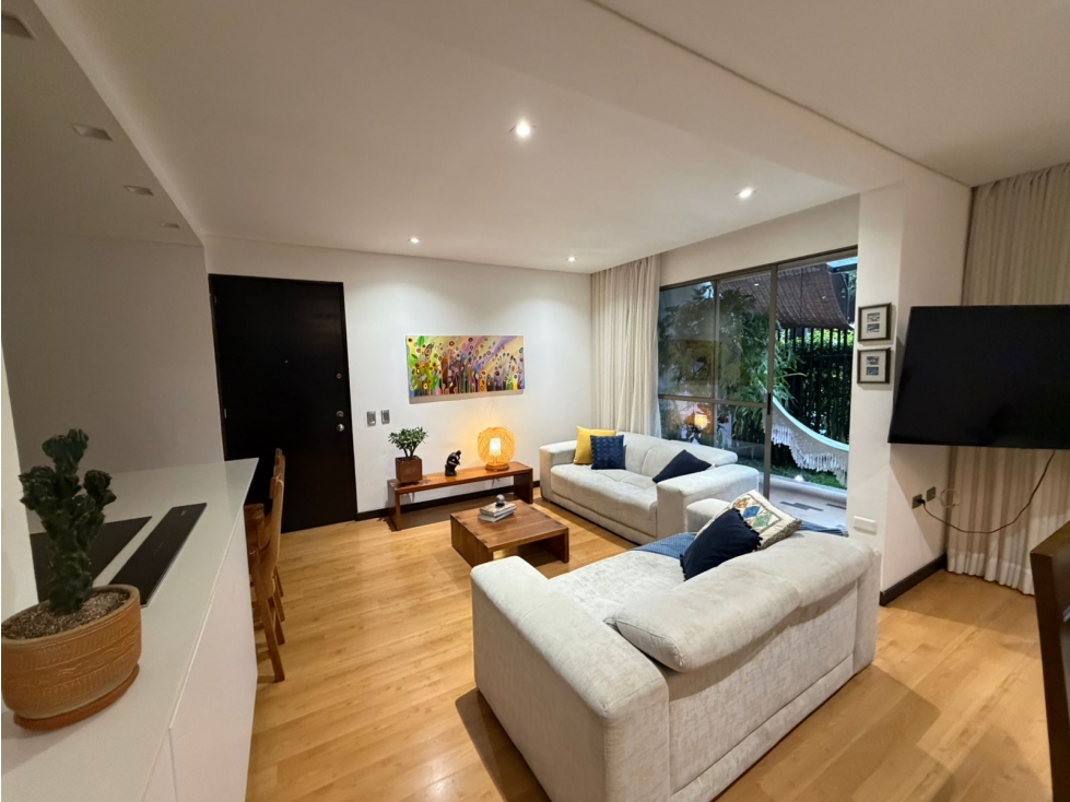 APARTAMENTO PARA LA VENTA EN LOMA DE LOS BERNAL . MEDELLÍN — foto 3