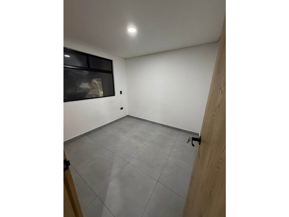 Venta de apartamento Sabaneta-Restrepo naranjo ZONA PLANA — foto 2